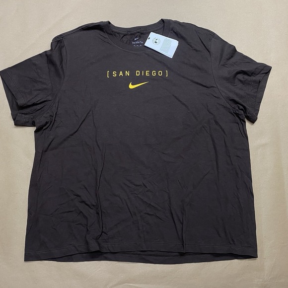 Nike San Diego Padres Large Logo Back Stack Brown T-Shirt Men's XXL 2XL - Picture 1 of 10
